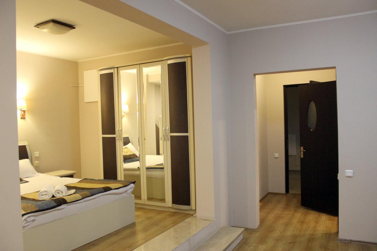 Iar Hotel Batumi Exterior foto